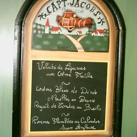 住宿加早餐酒店 D'hote Au Pied Des Chaumes *