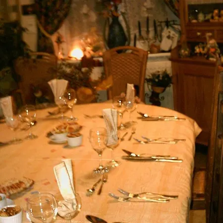 住宿加早餐酒店 D'hote Au Pied Des Chaumes