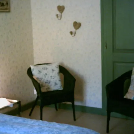 D'hote Au Pied Des Chaumes *